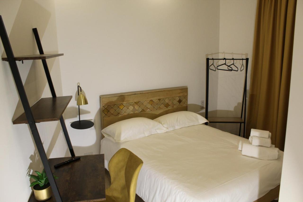 Domino Hotel Турин Экстерьер фото